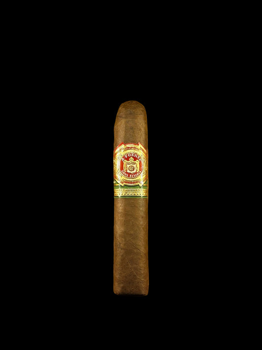 Arturo Fuente Gran Reserva Rothschild (4.5 x 50) – Smooth & Refined Medium Smoke