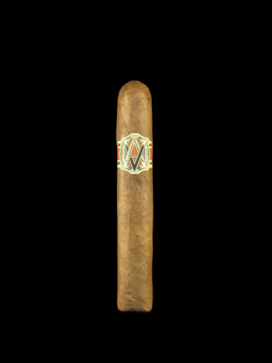 AVO XO Robusto (5 x 50) – Smooth & Refined Mild to Medium Smoke
