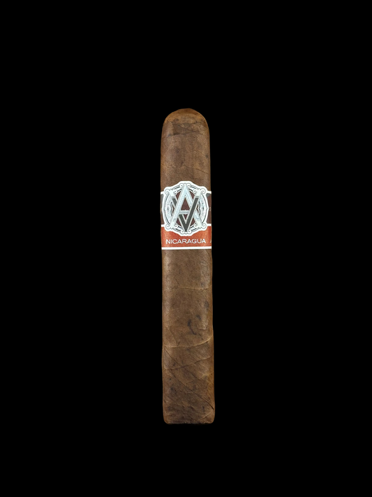 AVO Syncro Nicaragua Box-Pressed Robusto (5 x 50) – Rich & Complex Medium to Full Smoke
