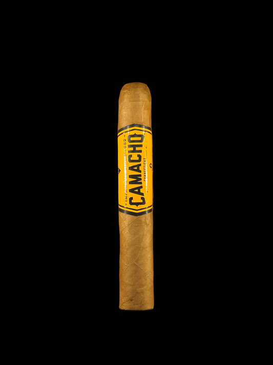 Camacho Connecticut Robusto (5 x 50) – Smooth & Bold Mild to Medium Smoke