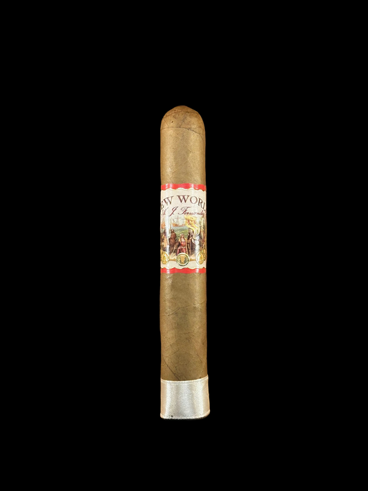 AJ Fernandez New World Connecticut Robusto (5 x 50) – Smooth & Creamy Medium Smoke